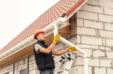 Pose et remplacement de gouttières à Fixin